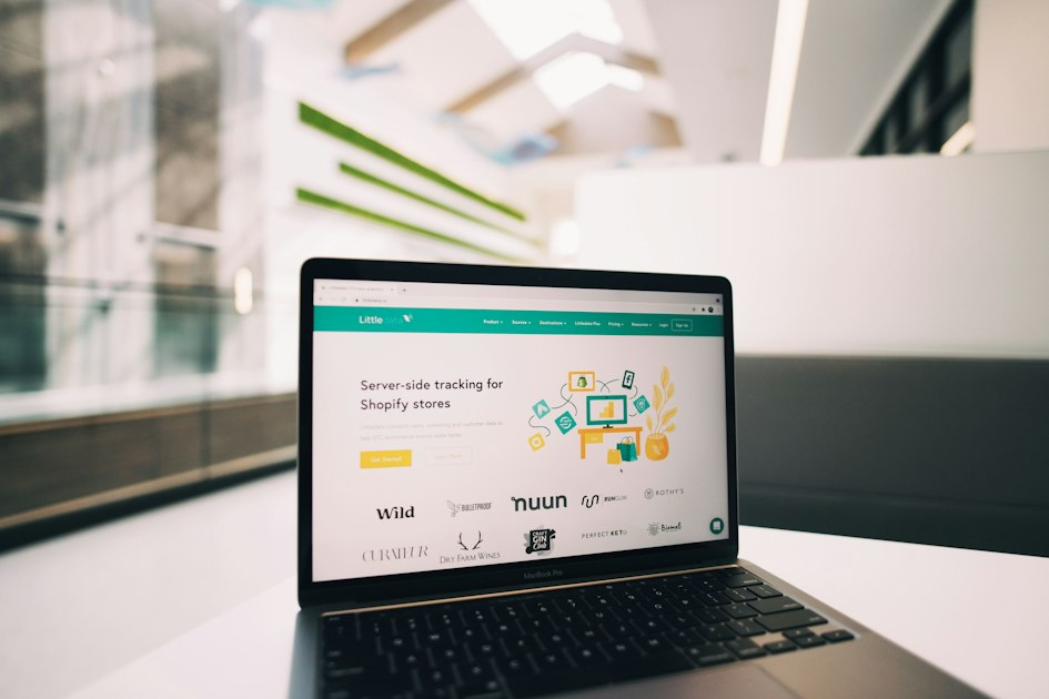 Why Choose AutoDropship360?